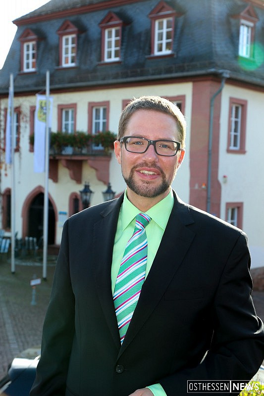Landratskandidat STOLZ / SPD mahnt Barrierefreiheit an Bahnsteigen an - Osthessen News